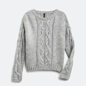 moon & madison Light Gray Cable Knit Sweater